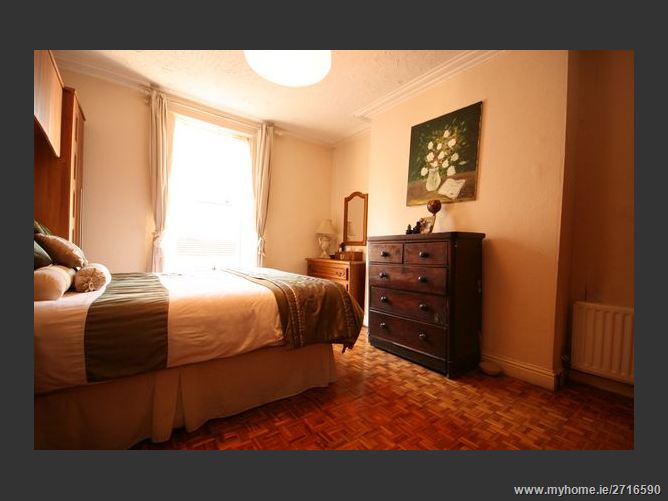 5 Pearse Square, South City Centre,   Dublin 2